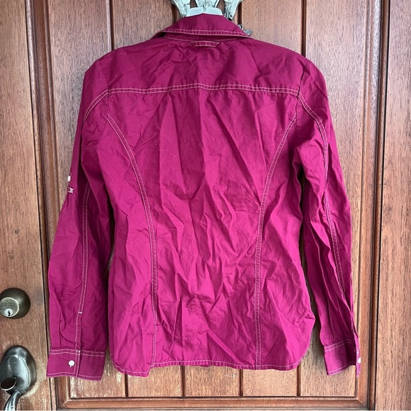 Tommy Hilfiger Button Up - Picture 2 of 5